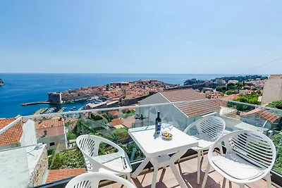 Apartments Isabora - Comfort Three-Bedroom Ap...