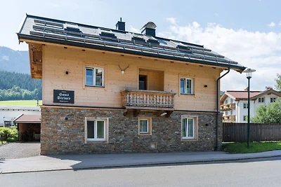 Apartment in Brixen im Thale in Skigebiet