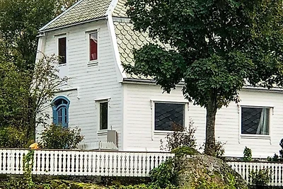 5 Personen Ferienhaus in Svelgen-By Traum