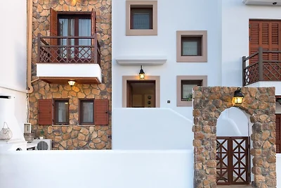 Bella casa vacanze a Charaki vicino alla...