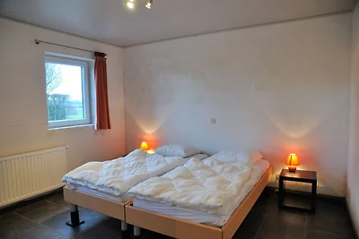 Ferienhaus in Bertogne zwischen Wiesen