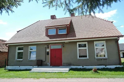 Ferienhaus mit umzהuntem Garten in Stepnica