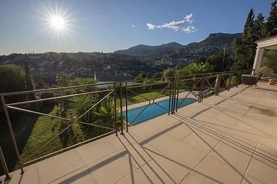 Ferienhaus in Vence mit Schwimmbecken