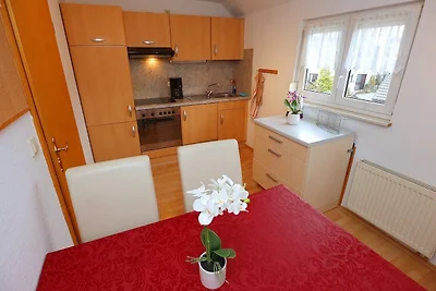 Wohnung mit Garten im Wald