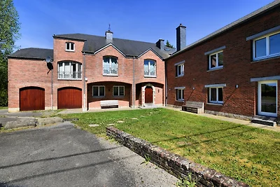 Ferienhaus (+28p) am Ufer der Ourthe in...