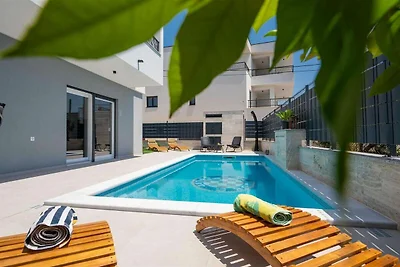 Ferienoase mit Hydromassage-Pool