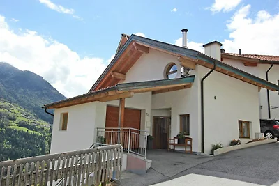 Gemütliche Ferienwohnung mit Garten in Wenns