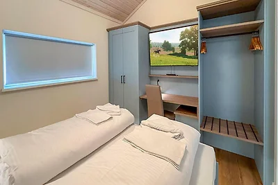 Ferienhaus mit Sauna und Whirlpool in Bad...