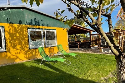 Einladendes, freistehendes Ferienhaus in...