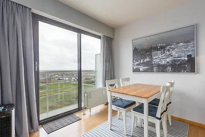 Appartement im 8. Stock mit Terrasse