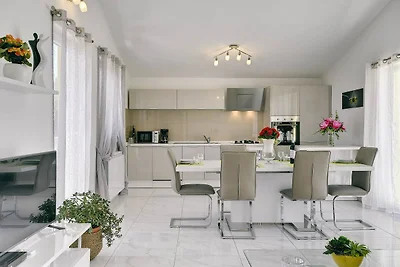 Appartamento a Valtura con ampio giardino