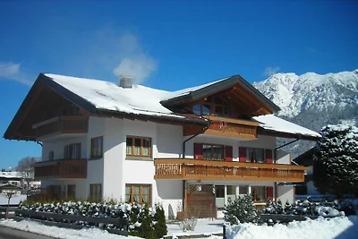 Alpenflair Ferienwohnung 241