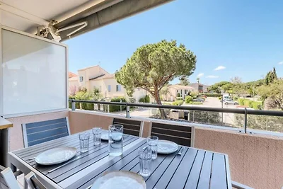 Wohnung in Le Lavandou mit Poolzugang