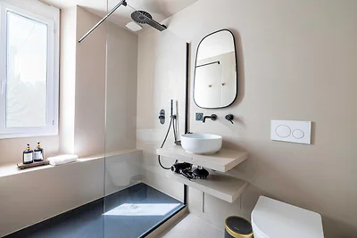 Splendida casa con piscina e aria condizionat...