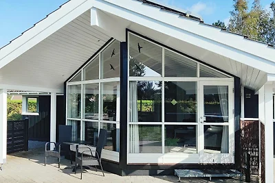 8 Personen Ferienhaus in Væggerløse
