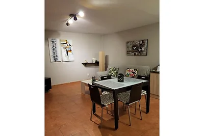 Wohnung mit großer Terrasse in Almeria