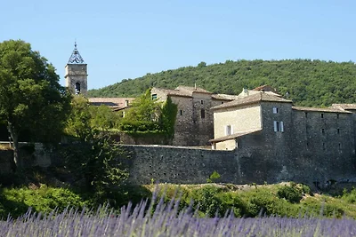 Incantevole casa vacanze a Montclus con...
