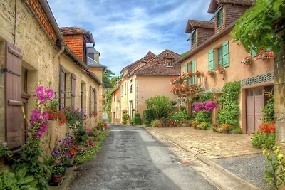 Schönes Ferienhaus mit eingezäuntem Pool
