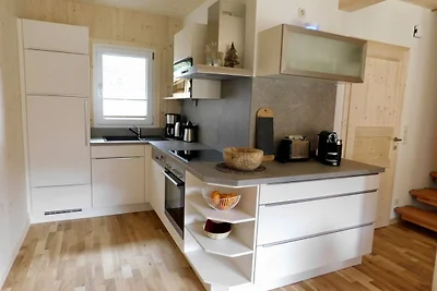Invitante chalet con sauna