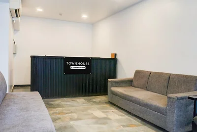 Super Townhouse Balewadi