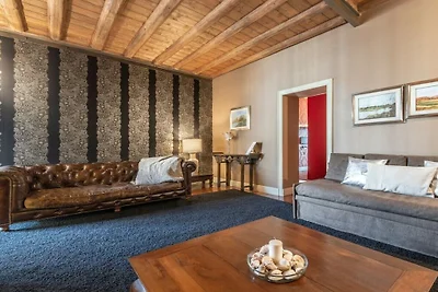 Wohnung in Torino mit Balkon und Parken