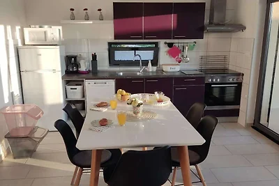 Two Bedroom Apartment with Balcony and Sea Vi...