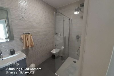 Apartments Dobrila - Two Bedroom Apartment wi...