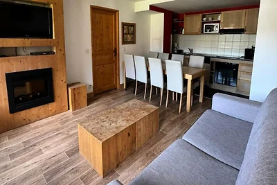 Geräumiges Apartment · Direkter Zugang zur Sk...