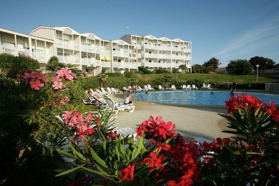 Appartement mit Blick auf das Schwimmbad