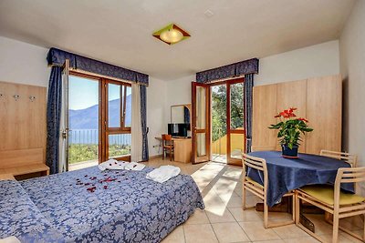 Wohnung in Limone mit Balkon oder Terrasse