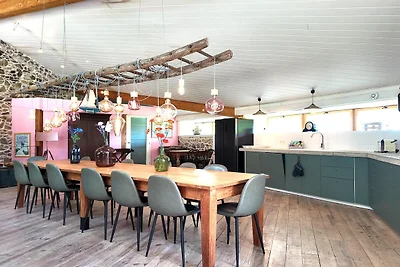 Ferienhaus in Roussines mit Privatpool