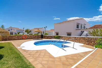 Reihenhaus in Nerja mit Meerblick & Pool