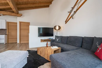 Sonniges Ferienhaus mit Sauna in Piesendorf