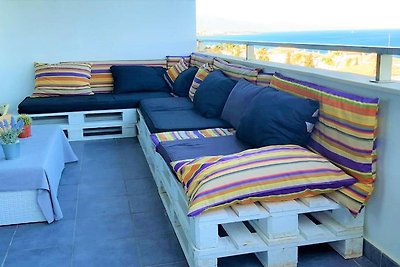 Apartment mit direktem Meerblick in Casares