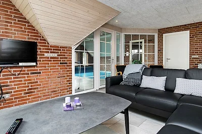 12 person holiday home in Ringkøbing