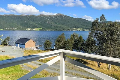 8 persoons vakantie huis in Svelgen