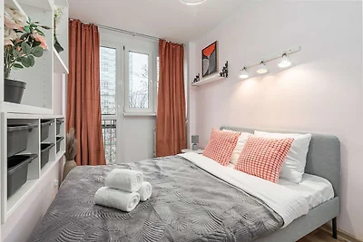 Haus mit 2 Schlafzimmern auf Krochmalna