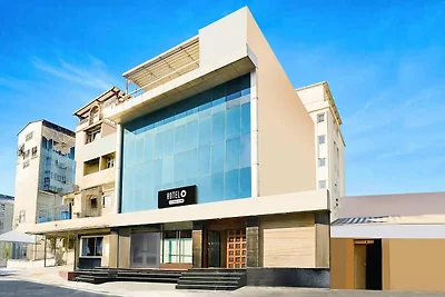 Super Hotel O Collectorate Circle