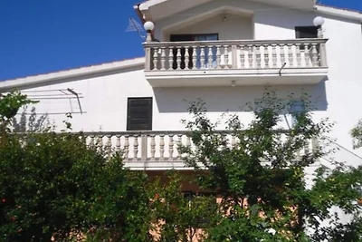 Apartments Miki Rogoznica - Classic Two Bedro...