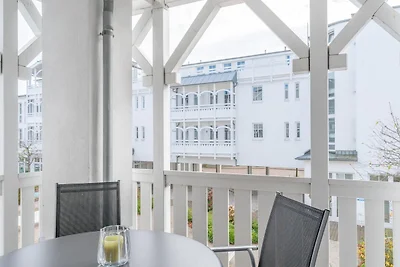 Attraktive Ferienwohnung für 4 mit Balkon und...