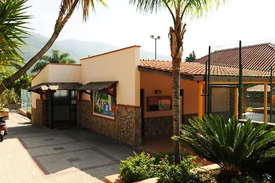 Luxuriöses Ferienhaus mit Swimmingpool