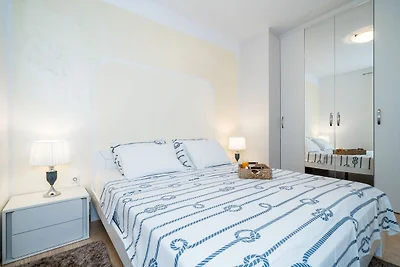 Villa Luciana Residence - Five-Bedroom Villa ...