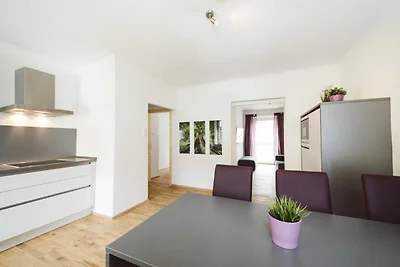 Gemütliche Wohnung mit Balkon