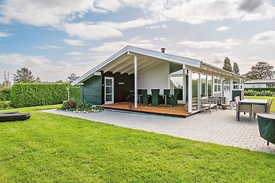 6 Personen Ferienhaus in Bogense-By Traum