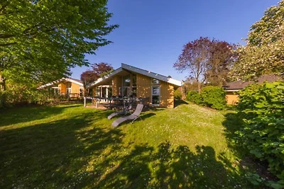 Ferienhaus mit Sauna im Ferienpark Mirow