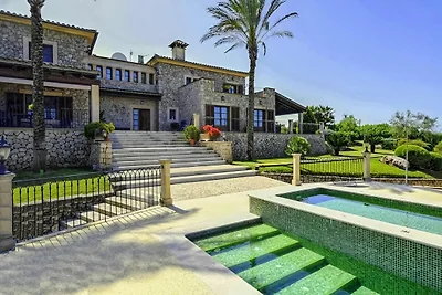 Ferienhaus in Ariany mit Schwimmbad