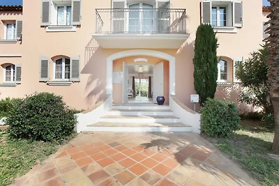 Appartement mit AC in der Nähe der schönen...