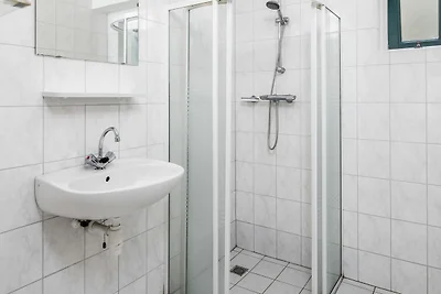 Komfortables Ferienhaus mit Geschirrsp.