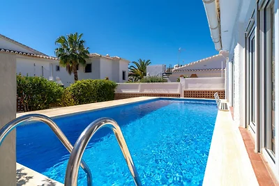 Villa in Nerja mit Pool nahe Burriana Strand