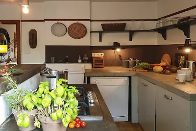 Charmantes Ferienhaus mit großem Garten